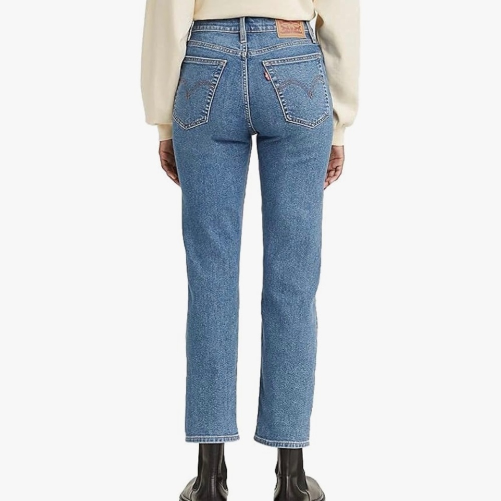 Levi's Women's Wedgie Straight Jeans